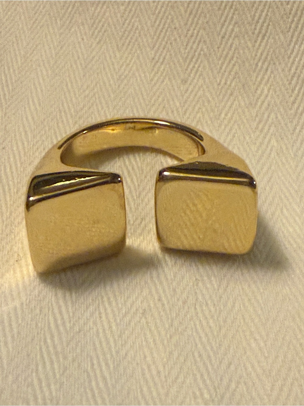 Uno de 50 Square Shape Open Ring - Picture 6 of 7